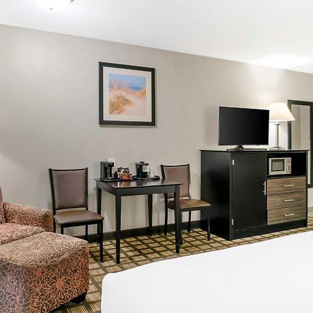 Best Western Beacon Inn Grand Haven Eksteriør bilde